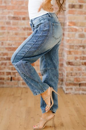 Women's Vintage Straight Leg Jeans