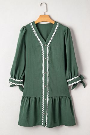 Women’s Green Shirt Dress with Decorative Trim and Long Sleeves