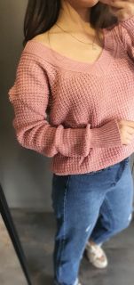 Дамски розов пуловер