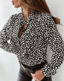 Атрактивна дамска блуза