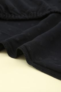 Дамска черна блуза с дълъг ръкав и принт на точки