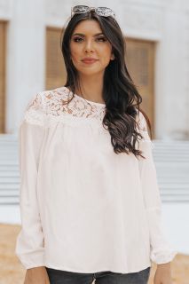 Дамска елегантна блуза с дълъг ръкав в бяло