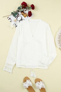 Дамска блуза с дълъг ръкав в бяло