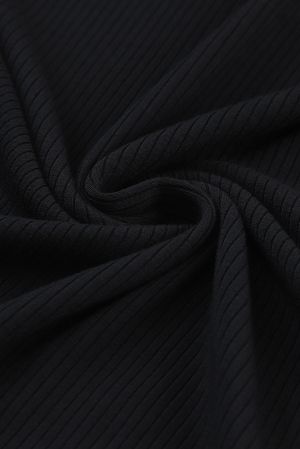 Дамска блуза в черно с дълги ръкави от тюл