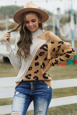Ефектен дамски пуловер с леопардов принт