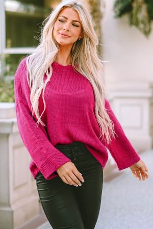 Уголемен дамски пуловер в цвят циклама