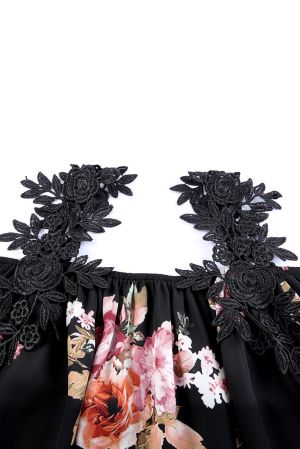 Дамска блуза в черно с ефектни презрамки с бродирани цветя