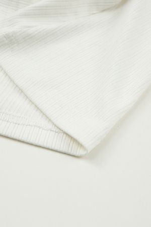 Дамска блуза в бял цвят с дълъг ръкав и връзки