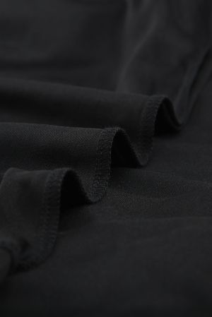 Дамска блуза в черно с къси широки ръкави и принт на точки