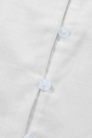 Дамска блуза в бяло с дълги ръкави с пискюли, от вискоза и лен