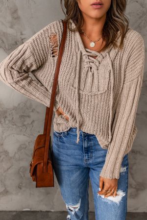 Дамски накъсан пуловер в бежово, с качулка и връзки