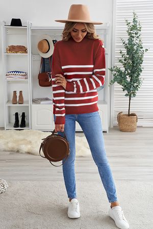 Дамски пуловер в цвят бордо с ефектни копчета и райе