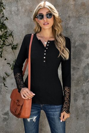 Дамска блуза в черно с дълги ръкави с бродерия