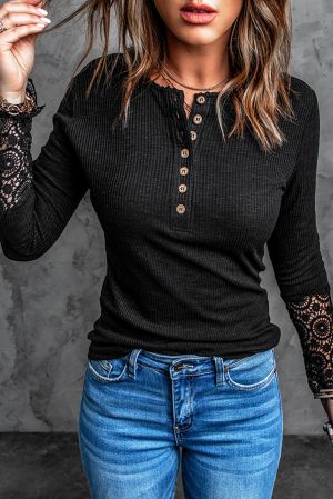Дамска блуза в черно с дълги ръкави с бродерия