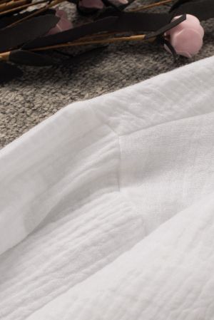 Дамска риза с дълъг ръкав в бял цвят