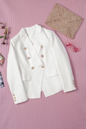 Дамско бяло сако с ревер и ефектни копчета