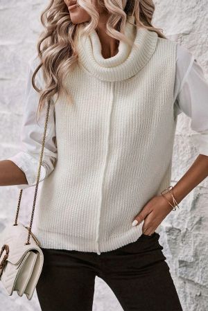 Дамски пуловер в бяло без ръкав, с обемна яка