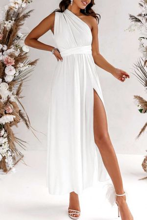 Дълга елегантна дамска рокля в бяло, с цепка и ефектен гръб