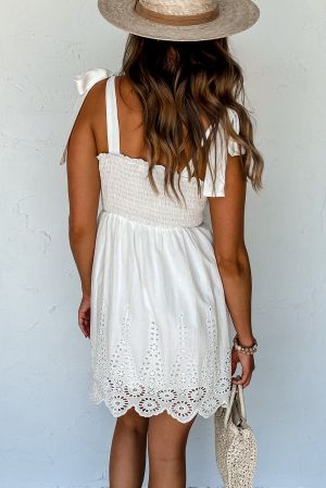 Дамска къса рокля в бяло със завръзващи се презрамки, 100% памук